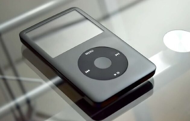 Vintage Tech: Apple iPod Classic 5th Generation