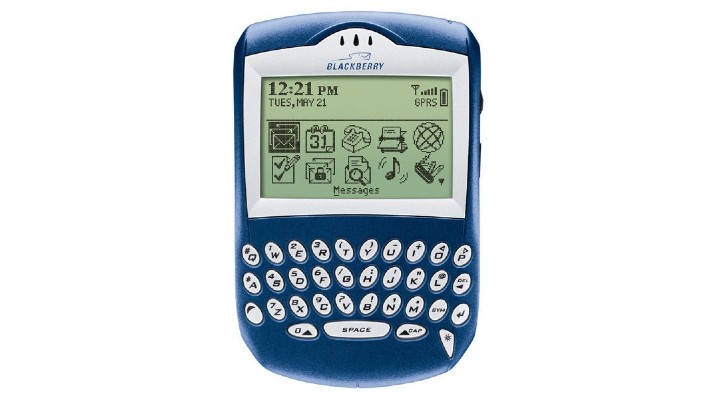 74 Gadgets Exhibit Magazine - Blackberry 6210