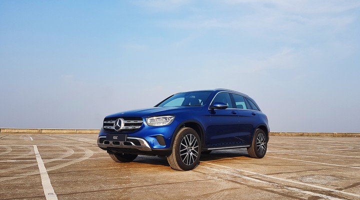 Mercedes-Benz launches the 2021 GLC in India