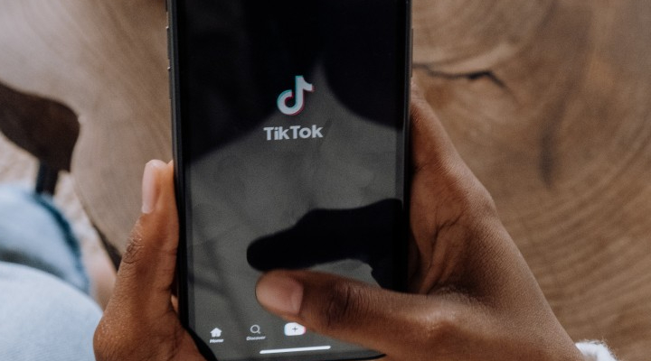 Make a Job Application with TikTok Resume