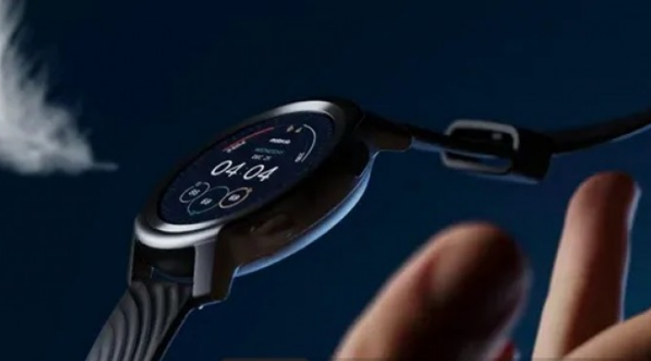 Motorola's Upcoming Smartwatch is Tipped to Feature Waterproof Design & Inbuilt GPS