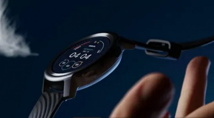 Motorola’s Upcoming Smartwatch is Tipped to Feature Waterproof Design & Inbuilt GPS