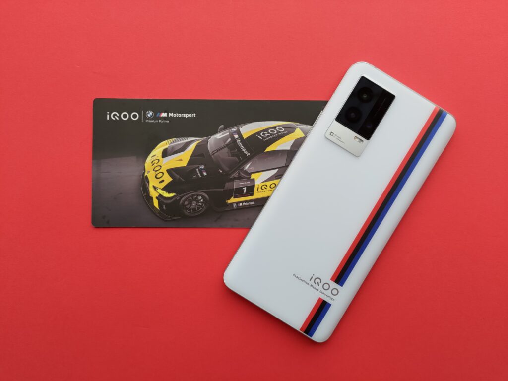 iQOO 9 - BMW Motorsport Edition