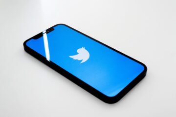 Twitter rolls out 'Edit' option