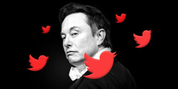 Elon Musk ideates an 'Alternative Phone' if Twitter is removed from Apple and Google stores
