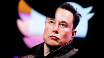 Elon Musk tells Twitter staff to commit long hours or leave the company
