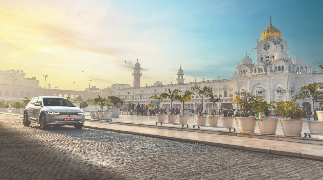 Hyundai IONIQ 5 | Fastest EV To Cover 7 Wonders Of India