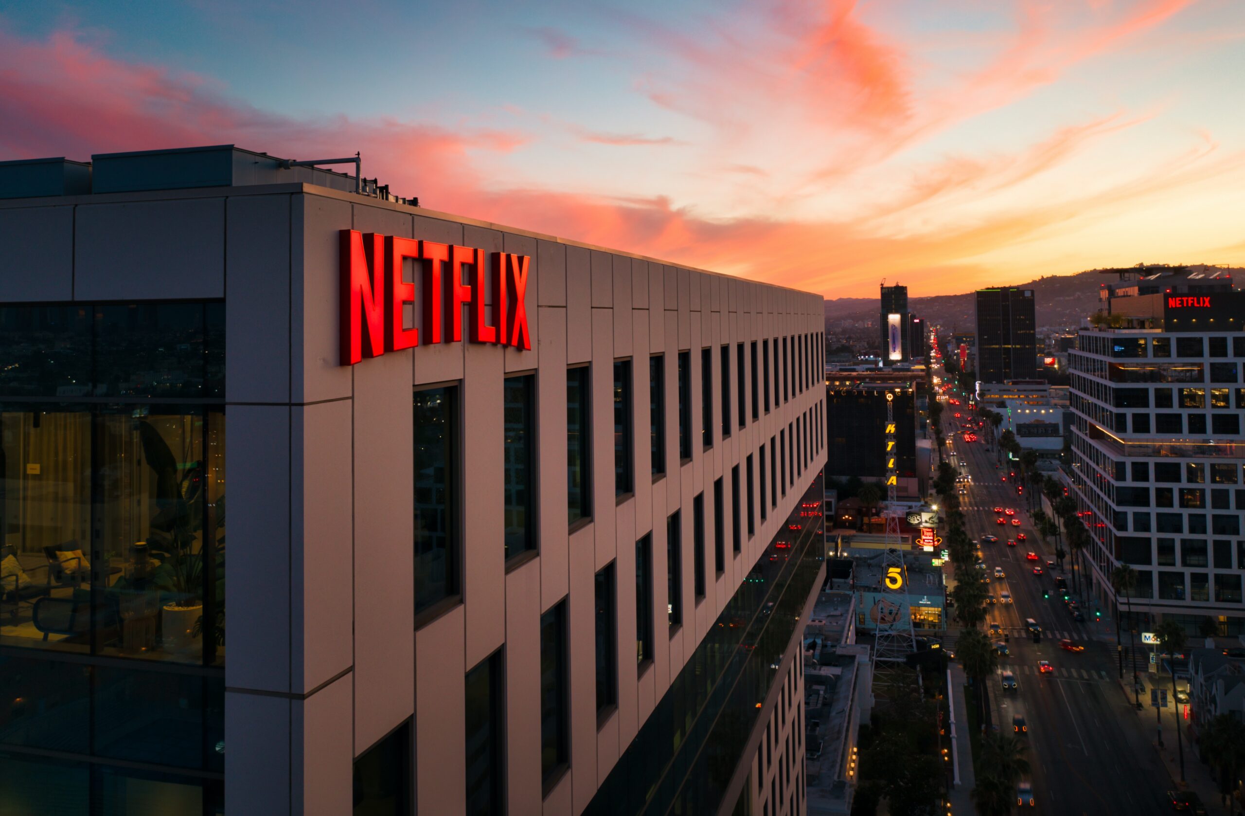 Netflix Reportedly Planning To Cut Spending by $300 Million