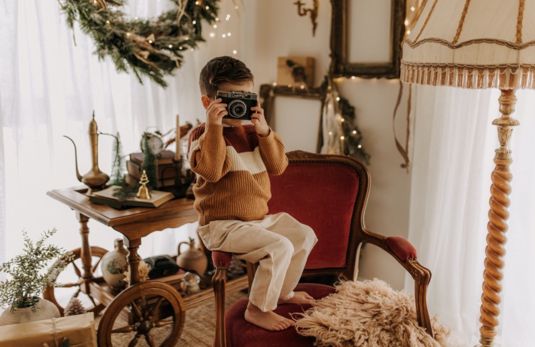 Best Premium Cameras to gift yourself in Christmas