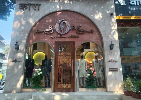 Kora by Nilesh Mitesh Traditional ethnic wear store