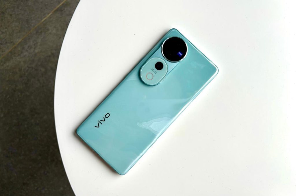 vivo v40 pro review