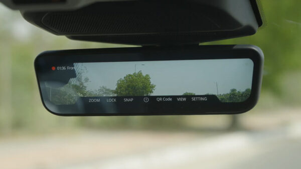 Tata-Harrier-EV-IRVM