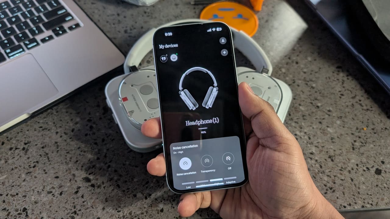 Screenshot of the Nothing X app showing equalizer and noise control options for the Nothing Headphone (1).