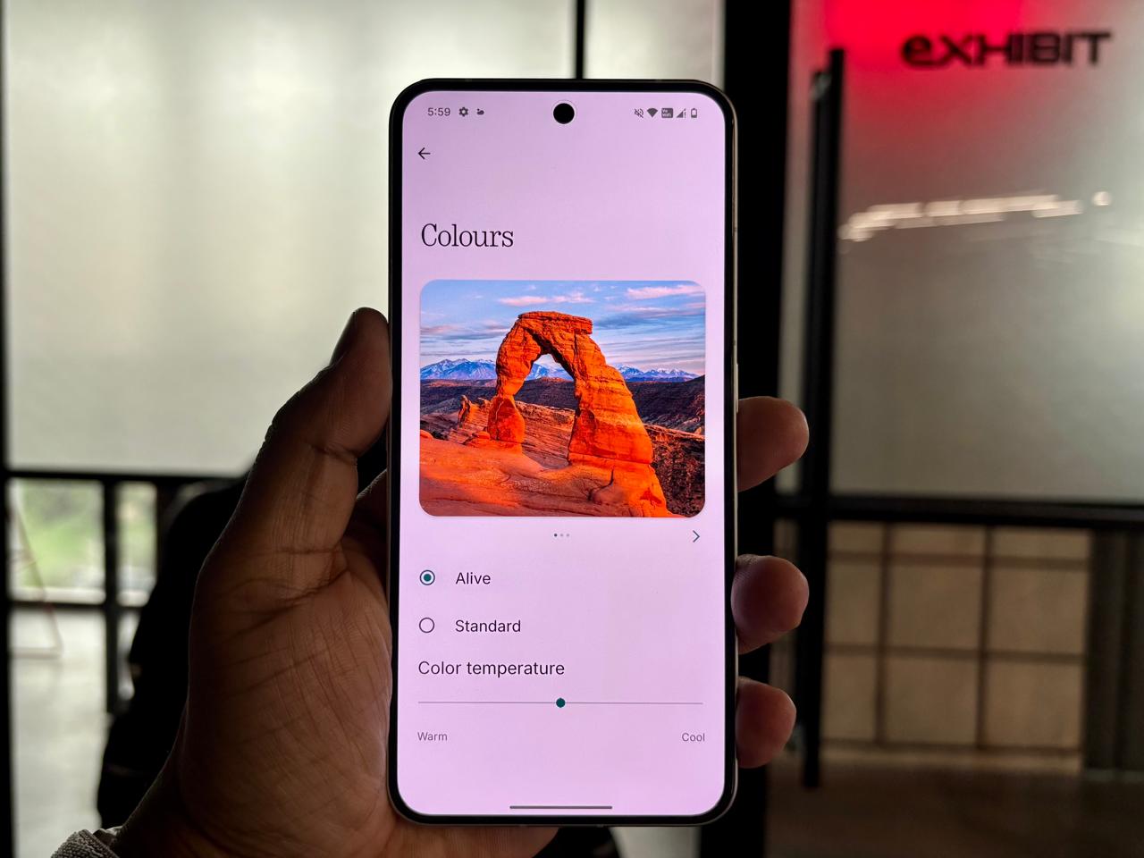Nothing Phone 3 AMOLED display with vibrant colors and slim bezels
