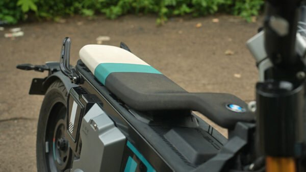 BMW-CE-02-Seat