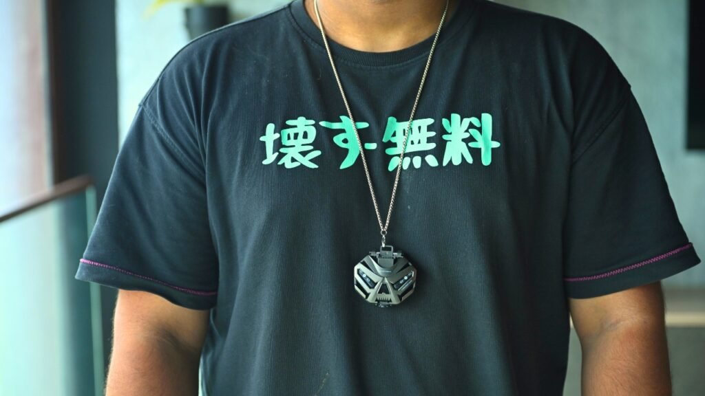 NuRepublic Cyberstud Punk over the neck with the chain