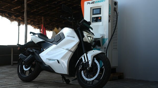 RapteeHV-T30-Charging