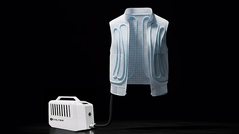 Chiltier Jacket: A Jacket with Liquid Cooling Inside