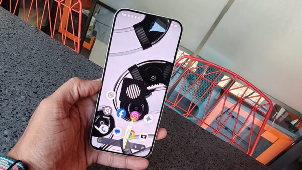 Nothing-Phone-4a-Pro-03