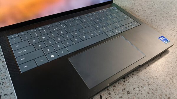 Dell-Pro-Max-14-Premium-04