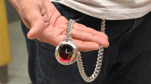 Fossil-Y2K-Big-Tic-02