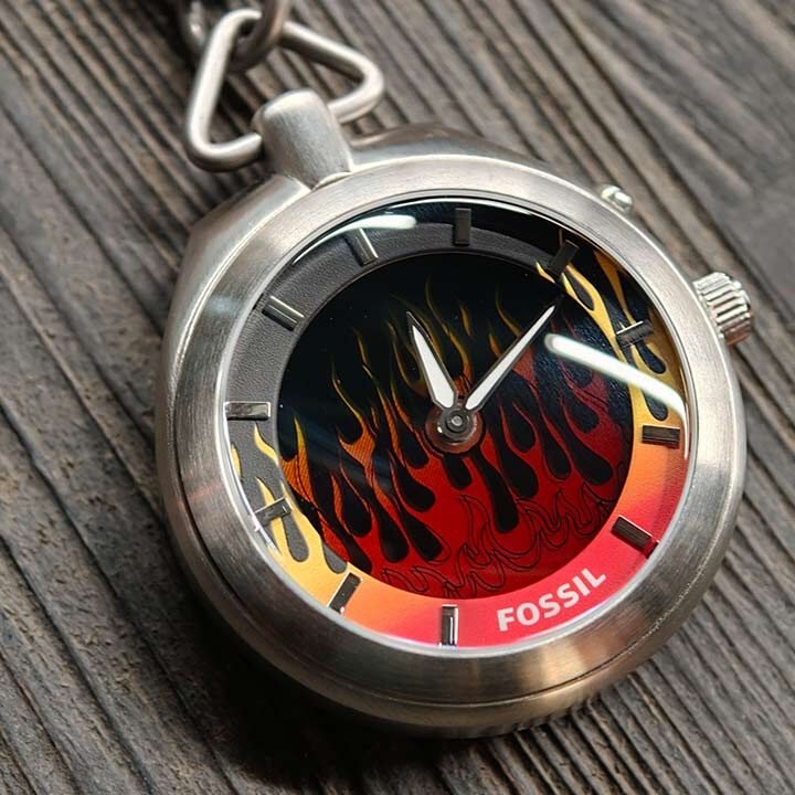 Fossil Y2K Big Tic Pocketwatch Review: Pocketful of Early 2000s