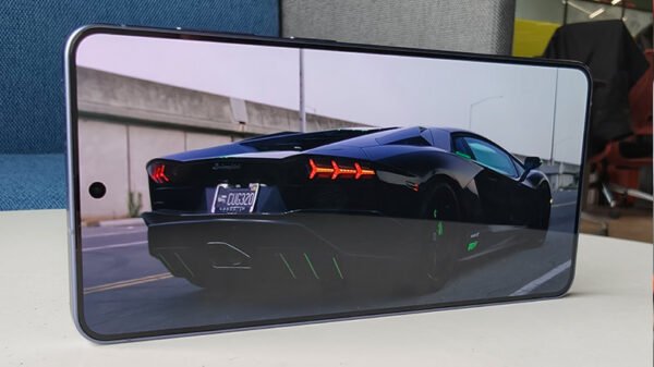 Samsung-Galaxy-S26+-02