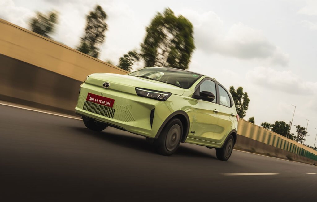 Tata-Tiago-EV-01