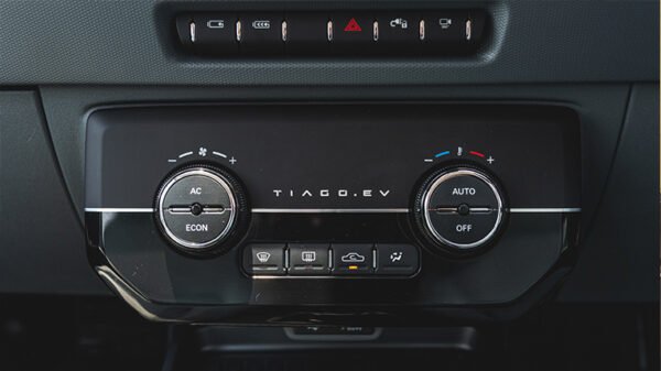 Tata-Tiago-EV-04