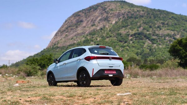 Tata-Tiago-EV-06