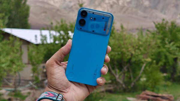 Nothing-Phone-4b-02