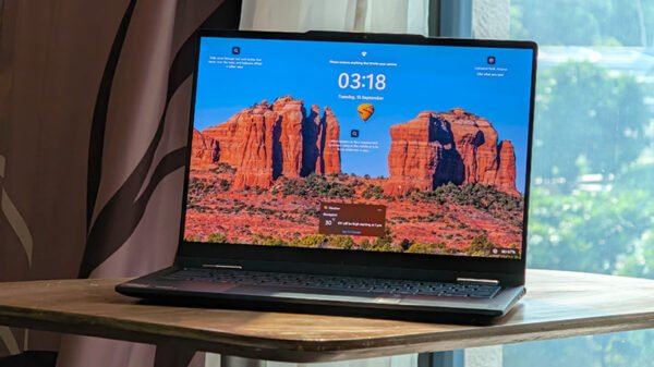 Lenovo-Yoga-7-05