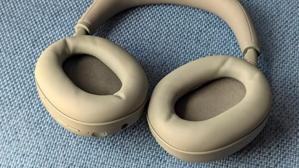 Sony-WH-1000XM6-06