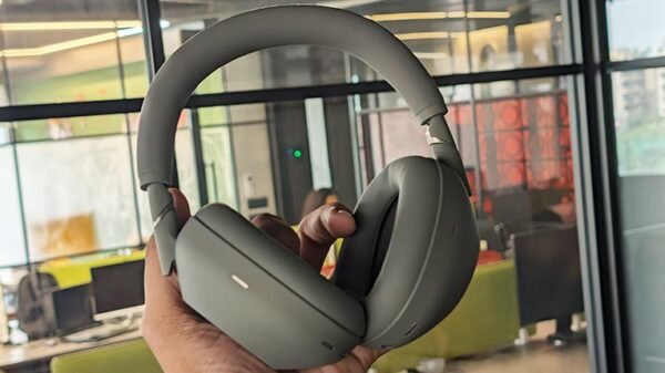 Sony-WH-1000XM6-07